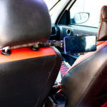 هولدر نگهدارنده موبایل مدل پایه دار زیر آینه وسط