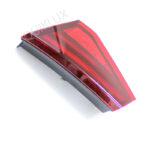 چراغ خطر عقب تارا طرح خطی جدید ( ایساکو ) روی گلگیر سمت شاگرد