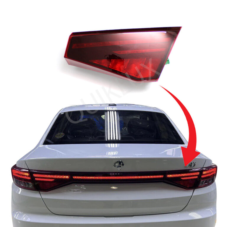 چراغ خطر عقب تارا طرح خطی جدید ( ایساکو ) روی گلگیر سمت شاگرد