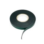 چسب دو طرفه فومی مشکی – عرض 1 سانتی‌متر  چسب دو طرفه فومی مشکی یک گزینه‌ی کاربردی و قدرتمند برای اتصال انواع سطوح صاف و نیمه‌صاف است. این چسب با ساختار فومی انعطاف‌پذیر، ضربه و لرزش را جذب کرده و اتصال بادوامی ایجاد می‌کند. رنگ مشکی آن باعث می‌شود پس از نصب، جلوه‌ی تمیزتر و حرفه‌ای‌تری داشته باشد. ویژگی‌ها: عرض: 1 سانتی‌متر طول: 5 متر رنگ: مشکی چسبندگی قوی و ماندگار انعطاف‌پذیر و مقاوم در برابر لرزش مناسب برای مصارف خانگی، اداری و صنعتی سبک